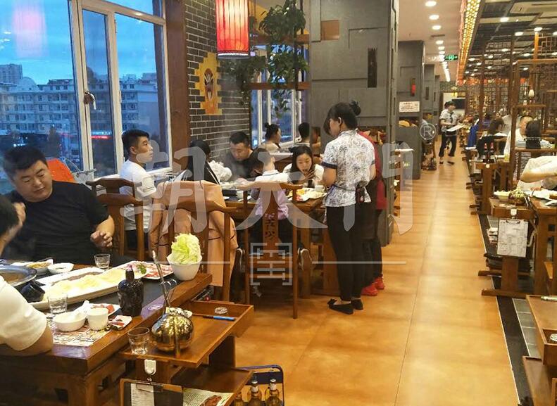 一次性油老火鍋加盟，選對(duì)品牌很關(guān)鍵！