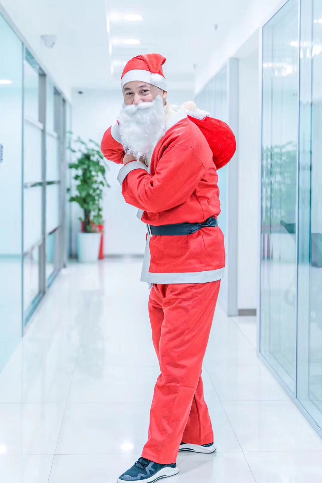 朝天門火鍋祝大家圣誕節(jié)快樂！