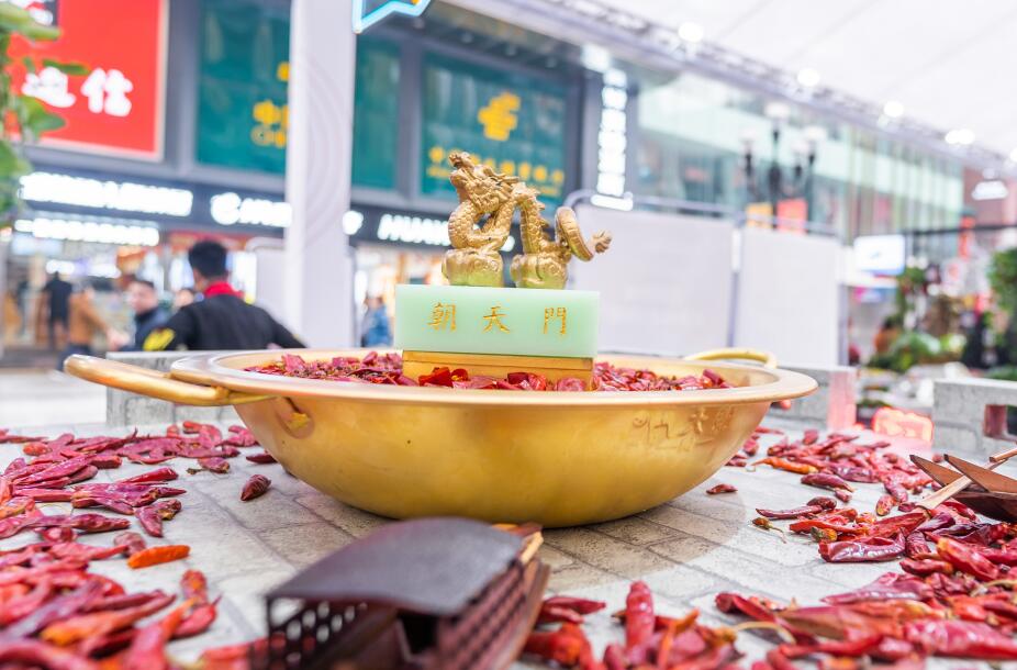 哈密開火鍋加盟店如何經(jīng)營？怎么管理？