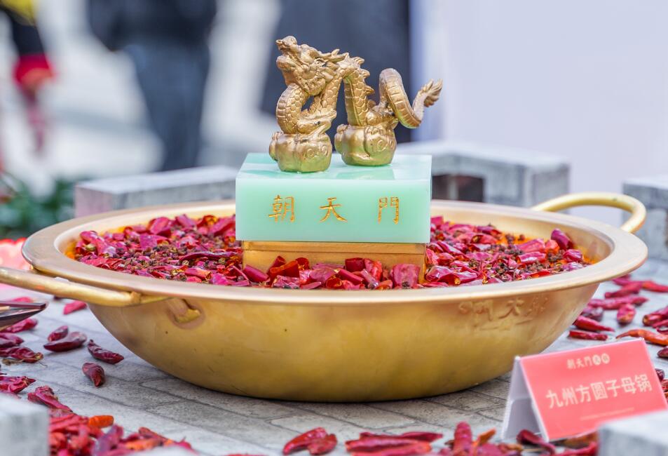 閬中開火鍋加盟店好嗎？當(dāng)?shù)叵M(fèi)水平如何？