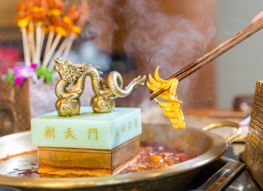 深圳開火鍋加盟店，選擇什么品牌更有市場(chǎng)？