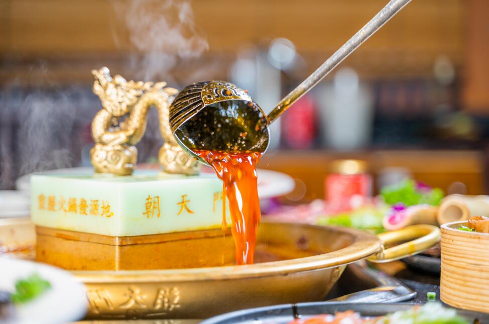 江門開火鍋加盟店，如何找準(zhǔn)正宗品牌？