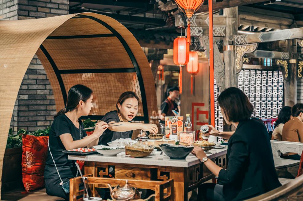 天門開火鍋加盟店，如何節(jié)省投資成本？