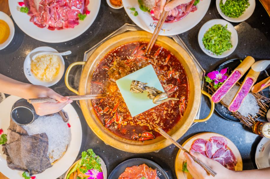 牛年大吉！朝天門火鍋祝大家2021年“?！睔鉀_天