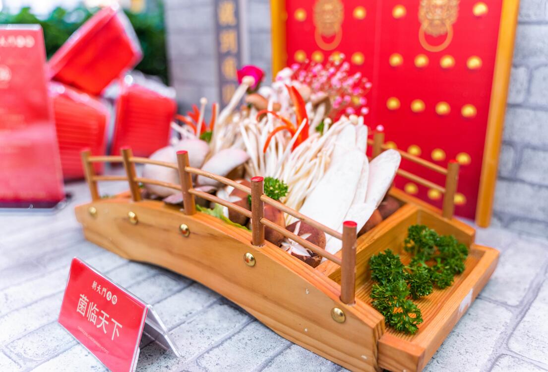 火鍋加盟挑對(duì)品牌，不愁沒(méi)有回頭客！