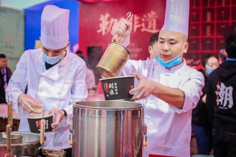 任丘開火鍋加盟店，請先做好這些調(diào)研工作！