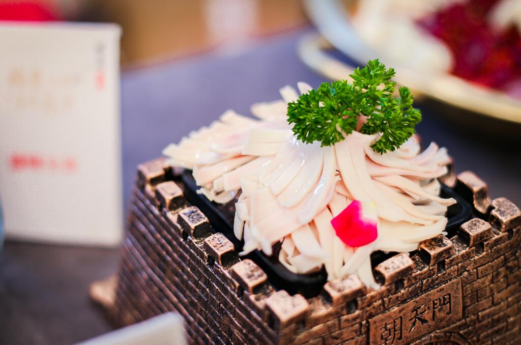 遵化開火鍋加盟店，要遵循哪些市場規(guī)律？