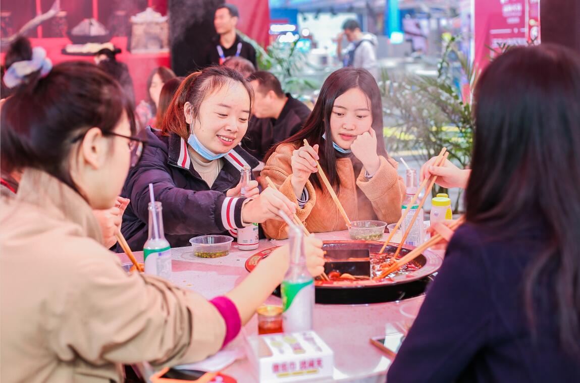 重慶火鍋的微辣究竟辣不辣？外地人能吃嗎？