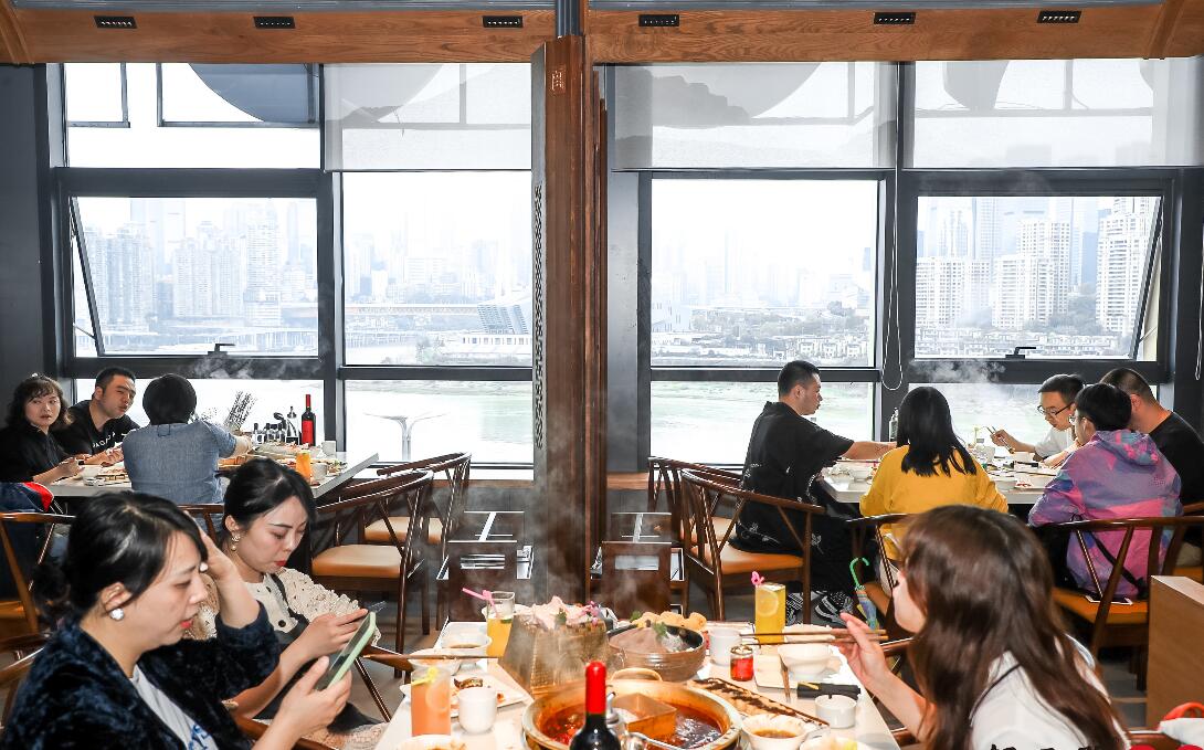 大同開火鍋加盟店，需要聘請多少員工？