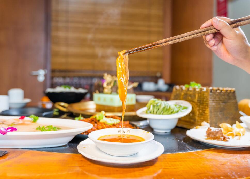 永濟(jì)開(kāi)火鍋加盟店，需購(gòu)買(mǎi)哪些設(shè)備？