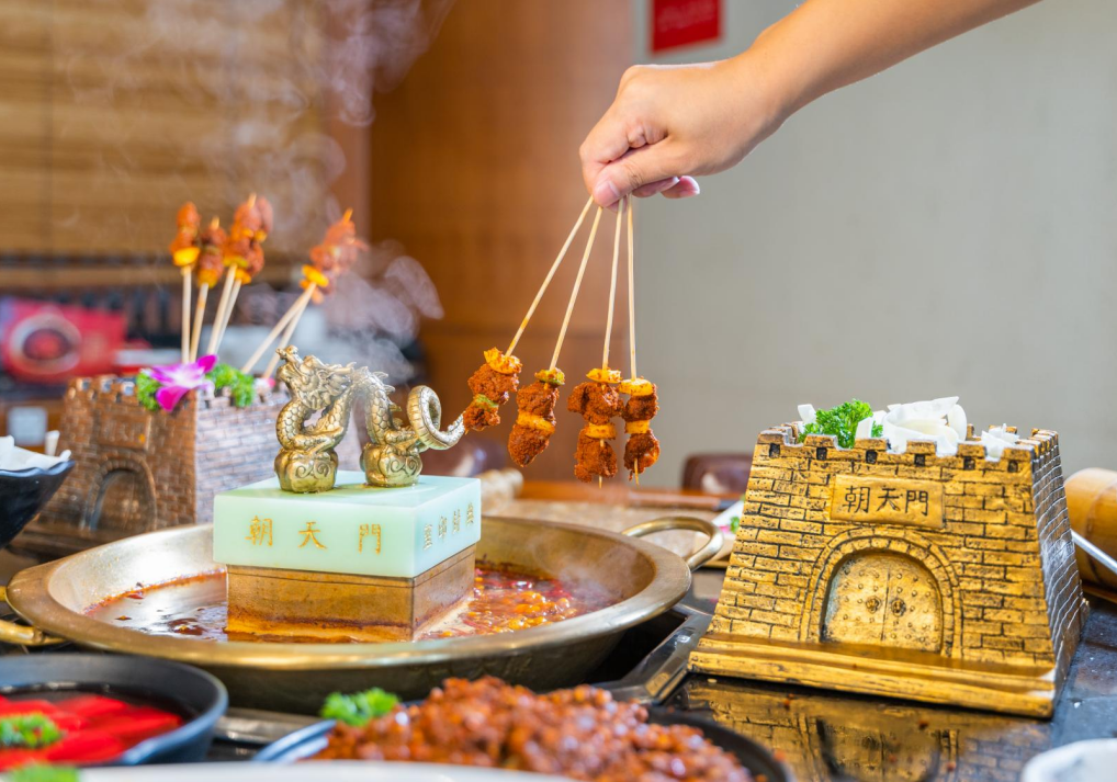 牡丹江開(kāi)火鍋加盟店，生意不好做怎么辦？