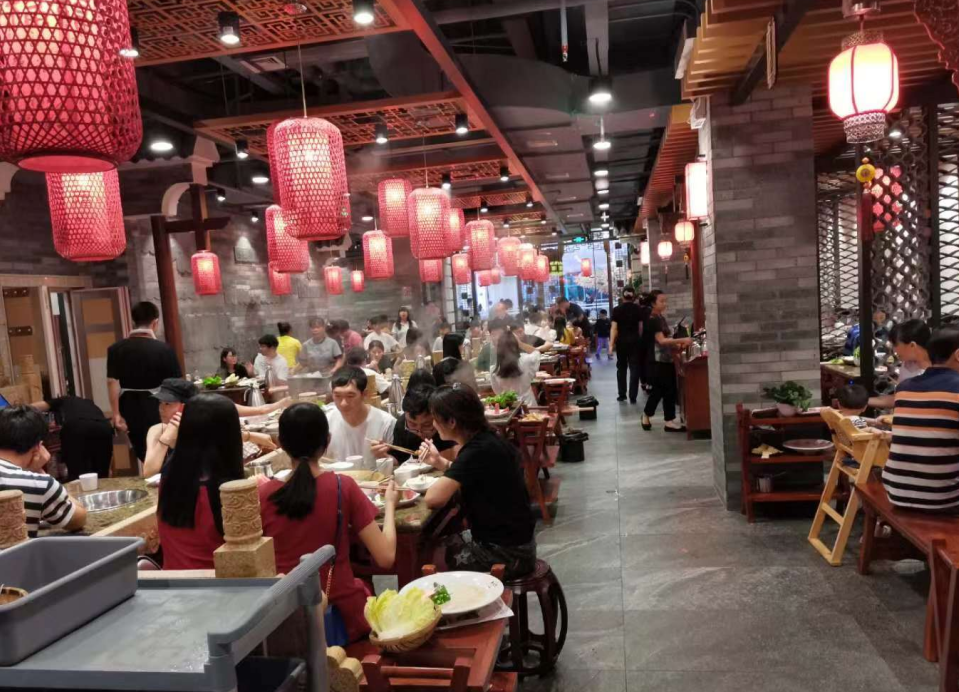 赤峰開火鍋加盟店，如何保障餐品標準化？