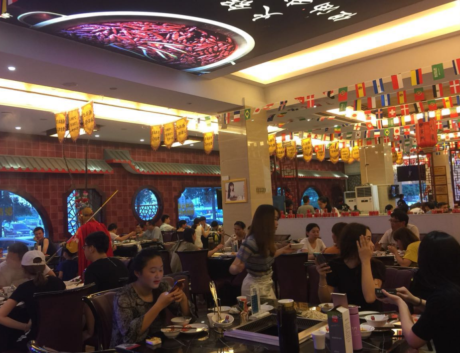 朝天門火鍋督導(dǎo)全程跟蹤扶持，助力門店高水準(zhǔn)經(jīng)營！