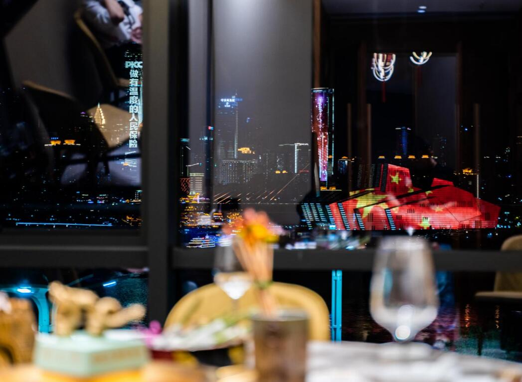 黔江開火鍋加盟店，如何快速風(fēng)靡市場？