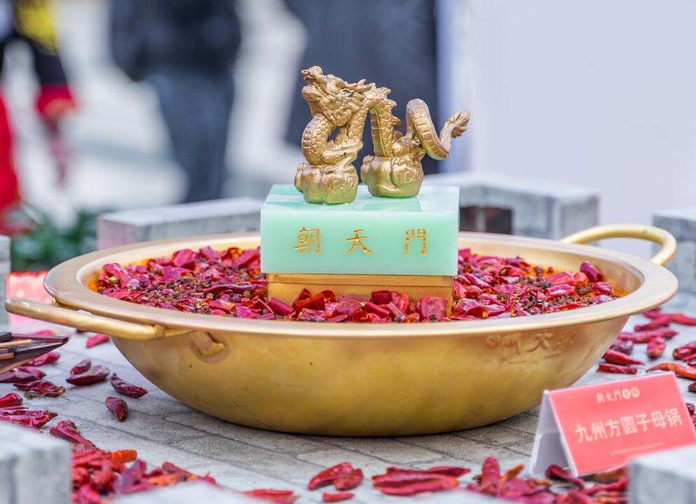 沙坪壩開(kāi)火鍋加盟店，如何打造影響力？