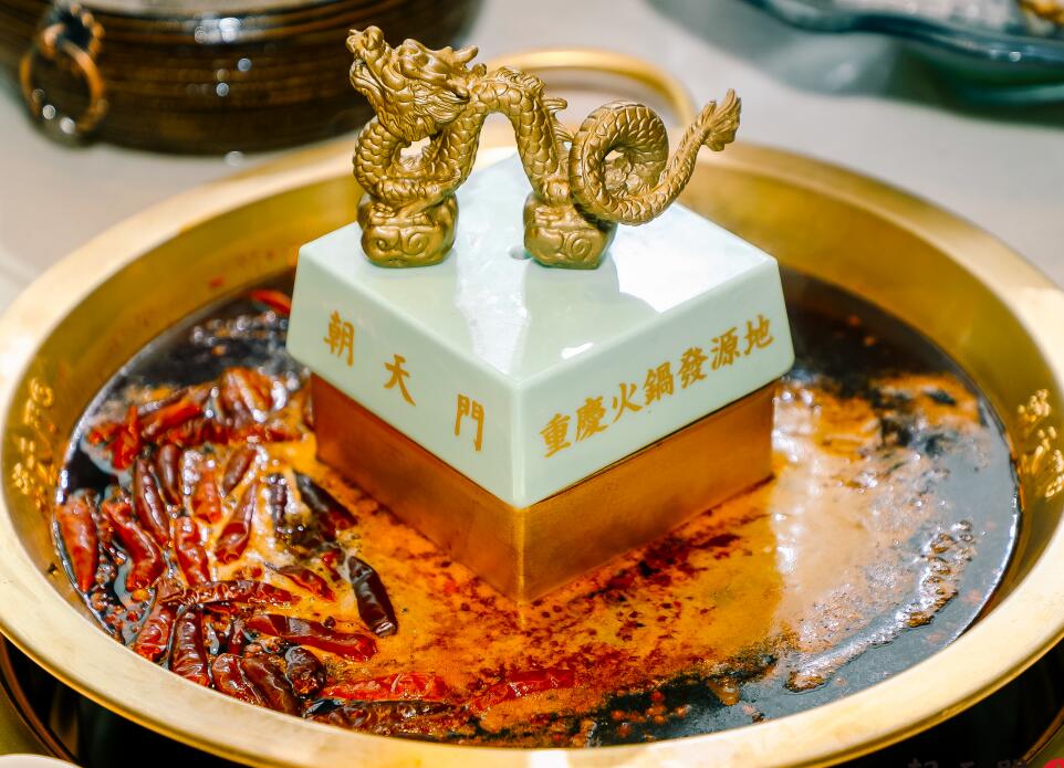 網(wǎng)紅火鍋加盟店竟然是這樣吸引顧客的？