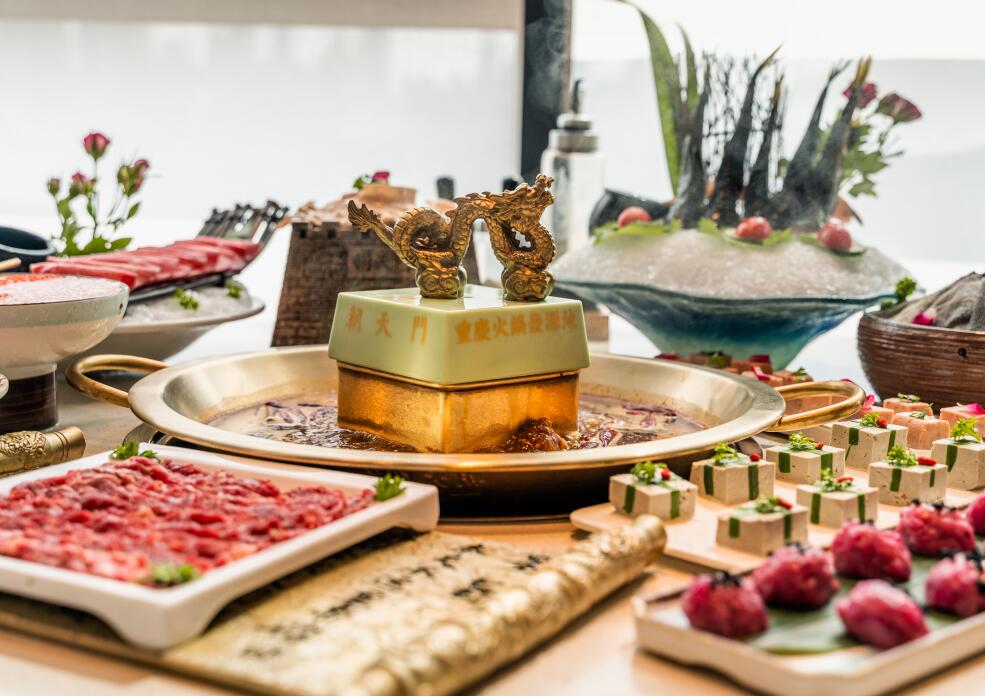 中衛(wèi)開(kāi)火鍋加盟店，如何打造本地影響力？