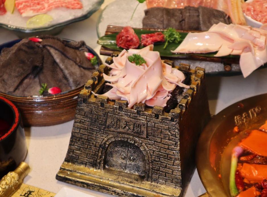 重慶火鍋為什么要蘸著香油吃？這里面有什么學(xué)問(wèn)！