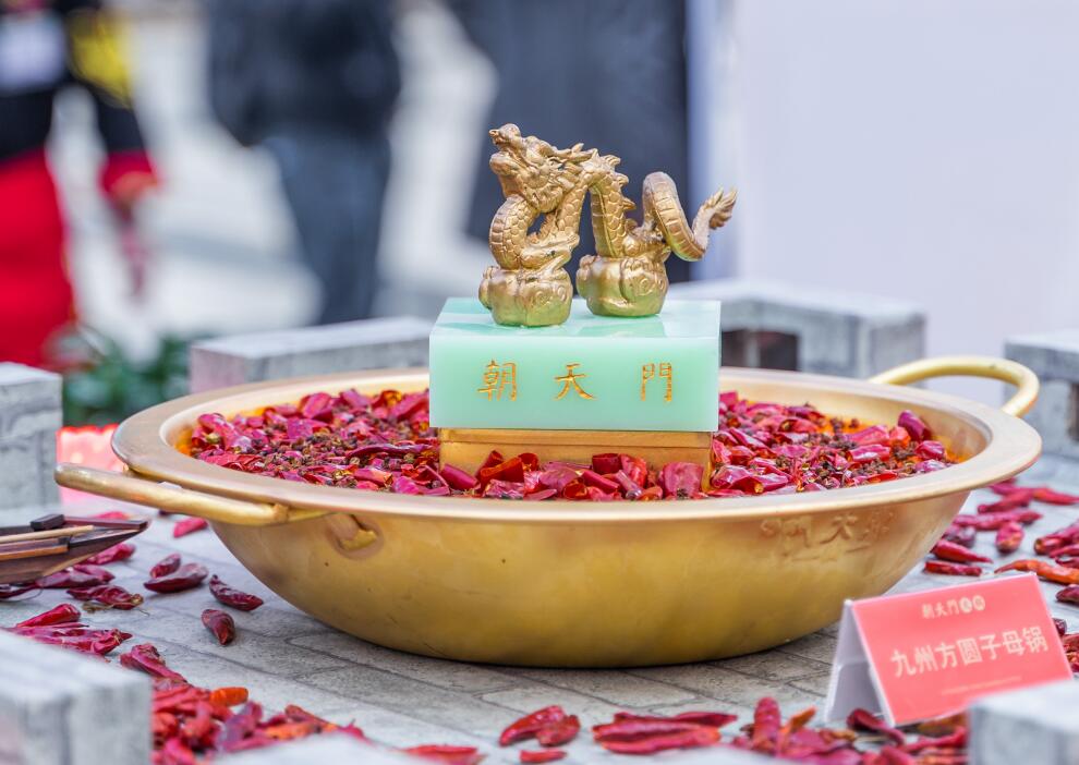 火鍋正當(dāng)時(shí)怎樣吃才健康？從湯底到飲品全解析！