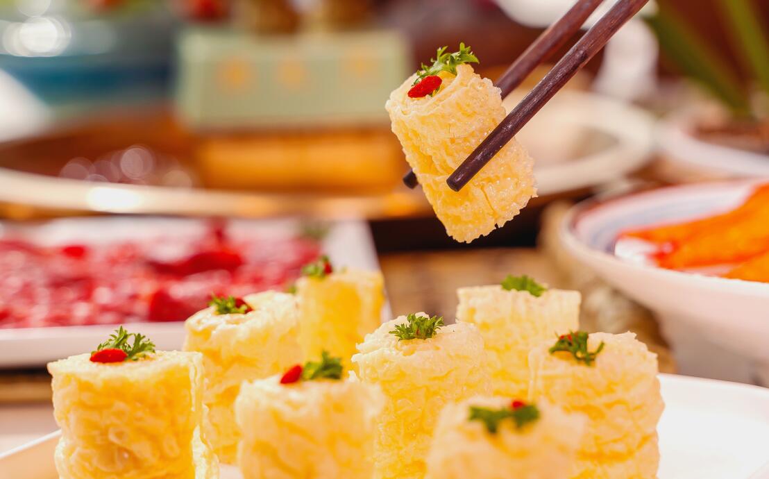 火鍋店應(yīng)該選哪些菜品作為主打爆款？