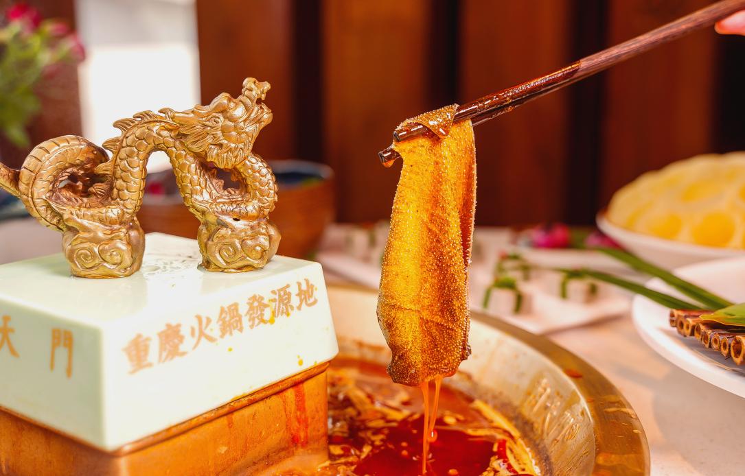 對(duì)面的火鍋店生意火爆，你該怎么辦？