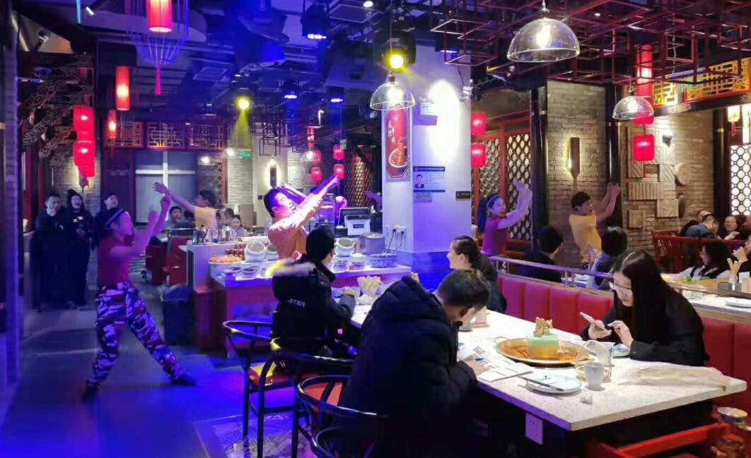 導(dǎo)致餐飲店倒閉的五個大坑，分享慘痛經(jīng)歷！