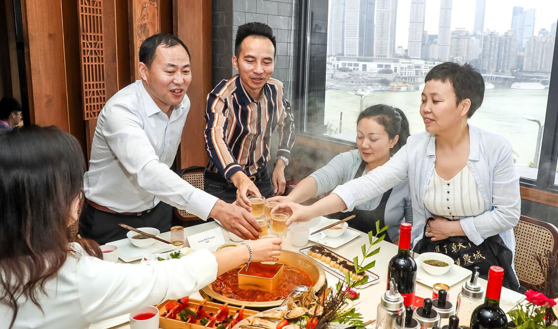 夏天不吃火鍋？做好四點(diǎn)，讓你全場爆滿！