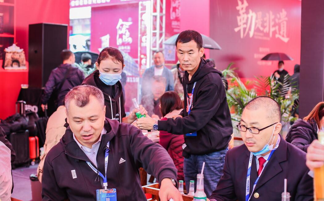 優(yōu)質(zhì)火鍋廣告語(yǔ)怎么寫(xiě)？圍繞顧客需求，達(dá)到滿意效果！