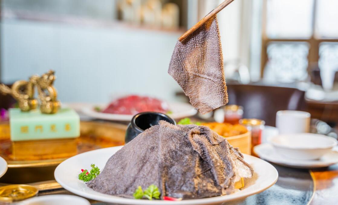 火鍋千層肚，制作圣誕樹(shù)，顧客就是全場(chǎng)最靚的仔！