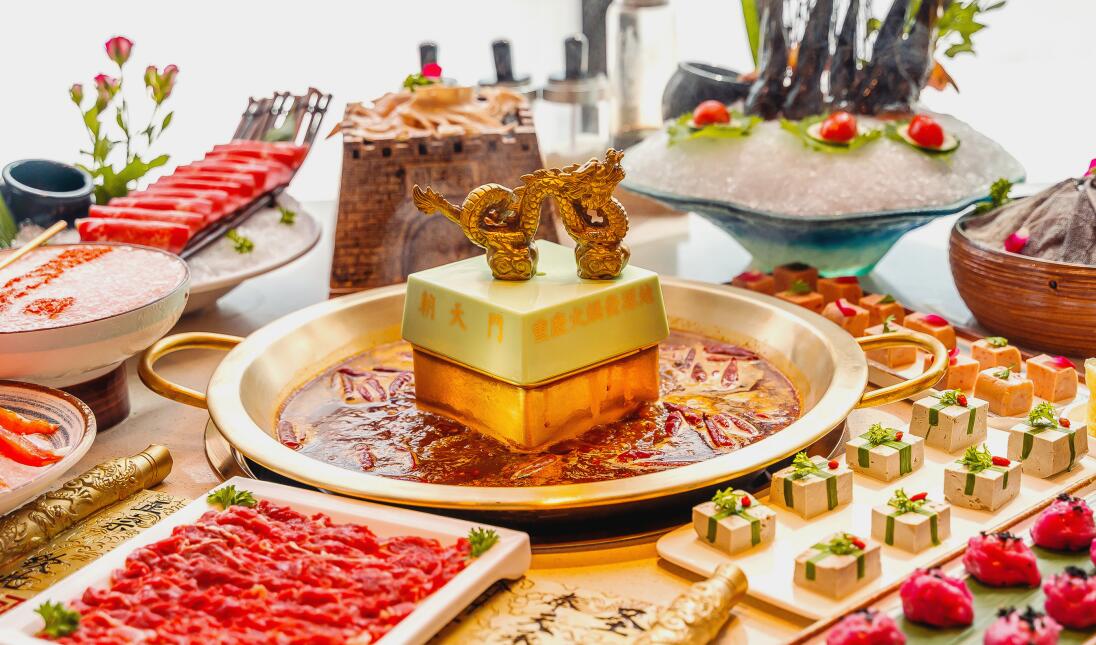 吃火鍋，除了毛肚鴨腸，記得定要試試肥腸！