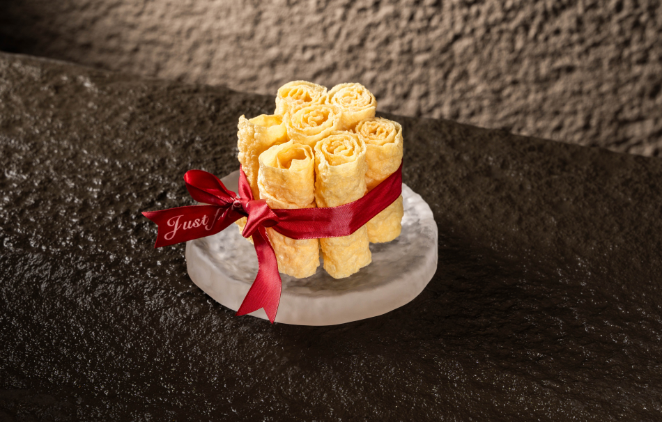 火鍋菜品，牛肥牛配上響鈴卷，讓們生意一下火了！