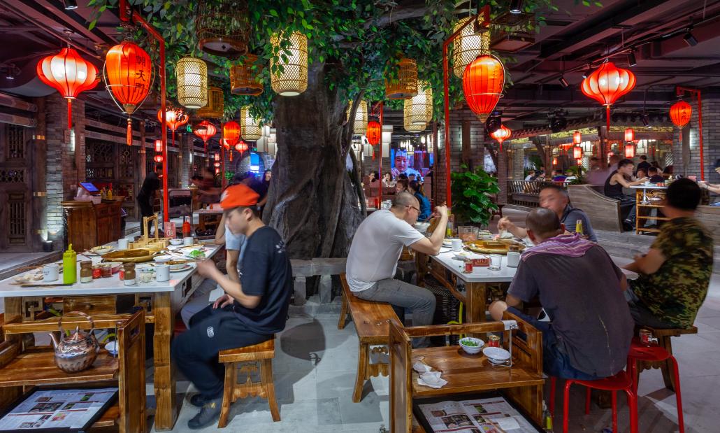 開一家火鍋店，選品牌加盟，還是自己開？