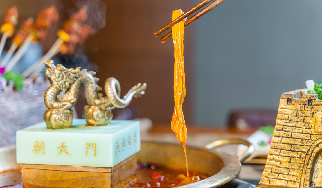 火鍋店餐具怎么選？三個(gè)方面，選出高性價(jià)比特色餐具！