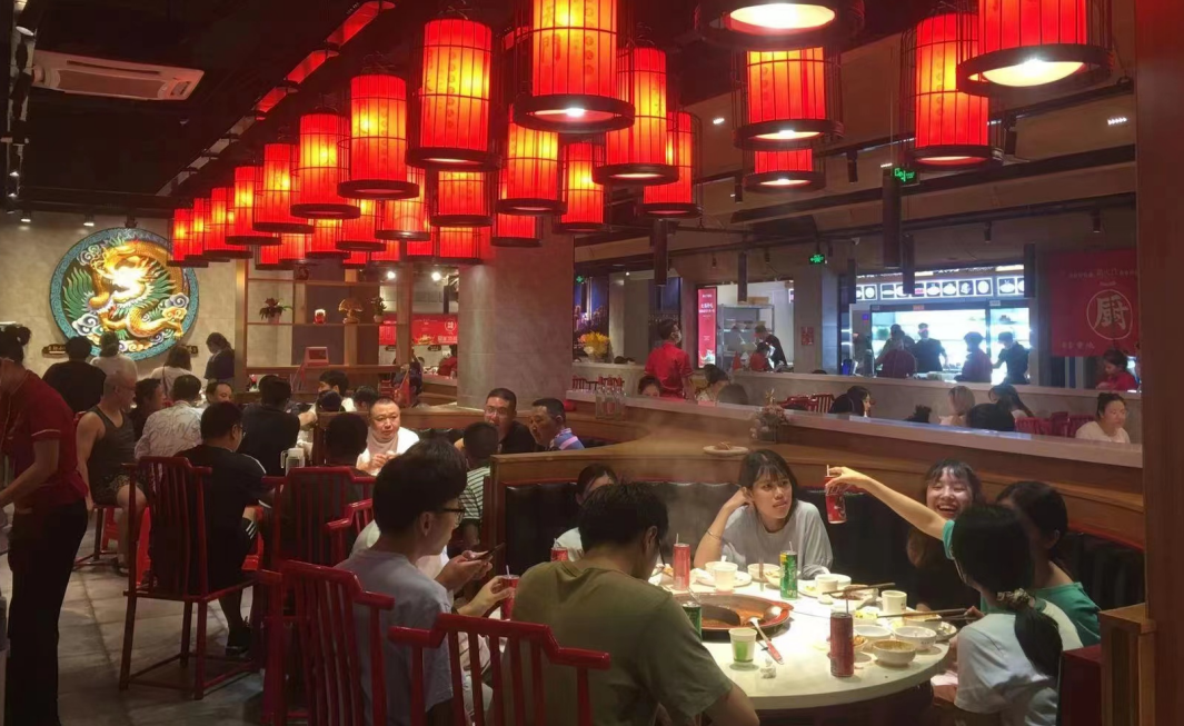 為什么年輕人喜歡吃，火鍋土豆粉？